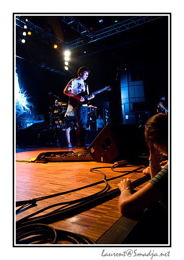 Enter Shikari au Bikini&nbsp;-&nbsp;Rou (Vox/Electronics) - 
Chris (Bass/Vox) - 
Rory (Guitar/backing Vox) - Rob (Drums)