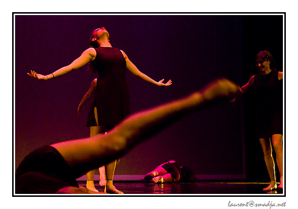 Festival Les Arts en Scène 2008&nbsp;-&nbsp;Association ADRENALINE Castres  - Avec le temps - Chorégraphie : Marie Puget