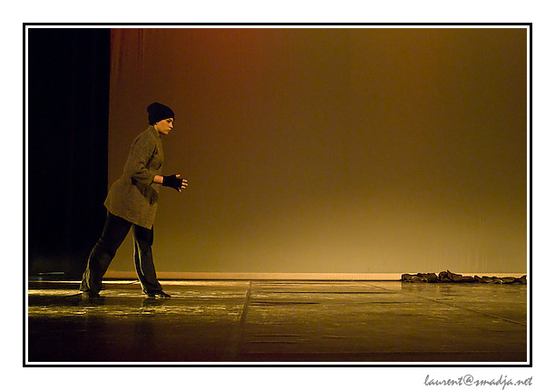Festival Les Arts en Scène 2008&nbsp;-&nbsp;CENTRE K DANCE LEGUEVIN - Matrix Chorégraphie : Nadine Marquet - 14* AMANTICA SAINT ORENS - Danse Macabre - Chorégraphie : Joelle et Danielle Besso