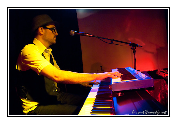 Lonely Drifter Karen&nbsp;-&nbsp;