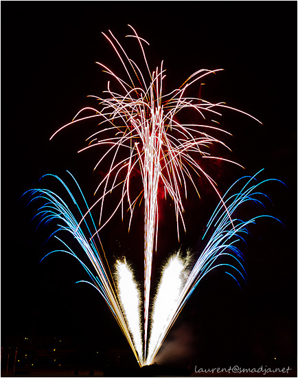 L'Hippodrome se dessine à l'encre de Chine&nbsp;-&nbsp;Grand Feu d'Artifice