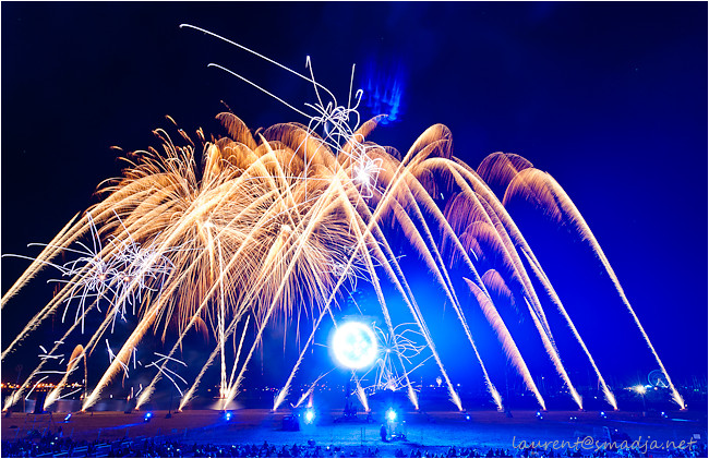 Feu d'artifice - Royan - 15 août 2011&nbsp;-&nbsp;Edouard Grégoire - http://design-pyrotechnique.over-blog.com