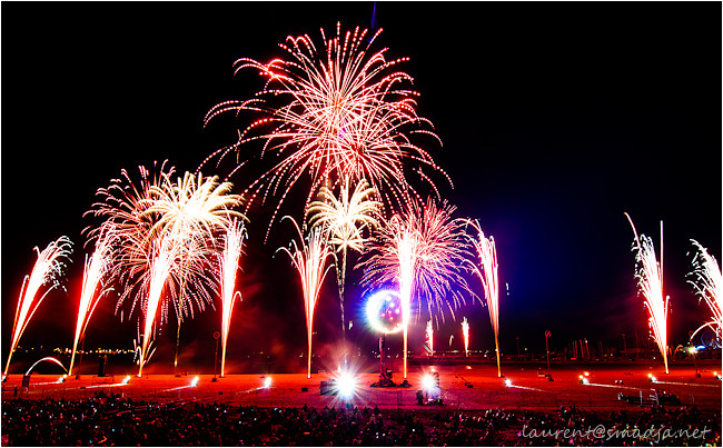 Feu d'artifice - Royan - 15 août 2011&nbsp;-&nbsp;Edouard Grégoire - http://design-pyrotechnique.over-blog.com