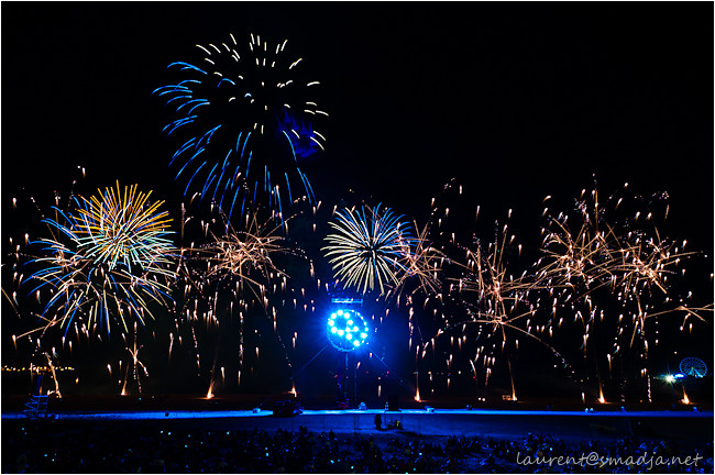 Feu d'artifice - Royan - 15 août 2011&nbsp;-&nbsp;Edouard Grégoire - http://design-pyrotechnique.over-blog.com